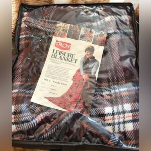 Vintage Troy Leisure Fringed throw New in Package
